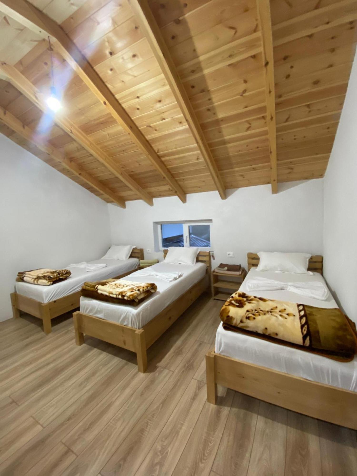 Guest House Korabi Ceren エクステリア 写真